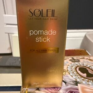 Gold Pomade Stick for Women